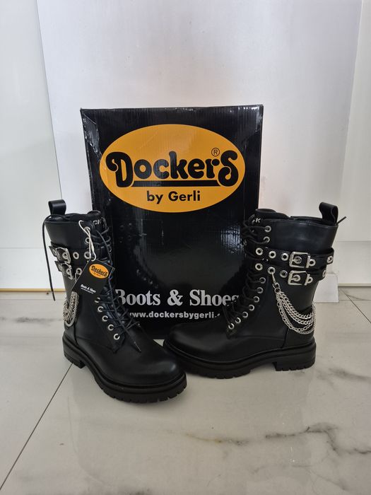 Botki ,oficerki firmy Dockers by Gerli nowe z łańcuchami r.39