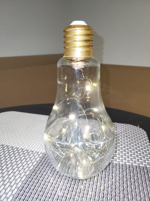 Lampka żarówka dekoracyjna LED