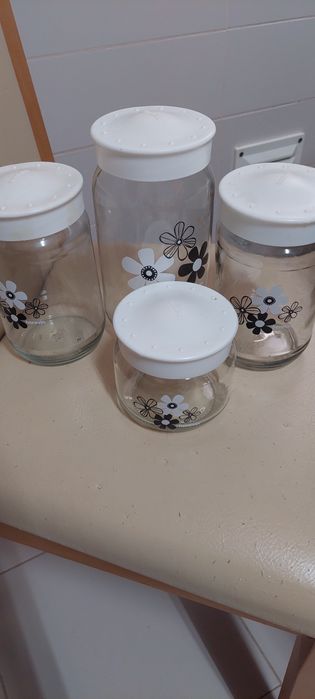 4 frascos para especialistas/ massas