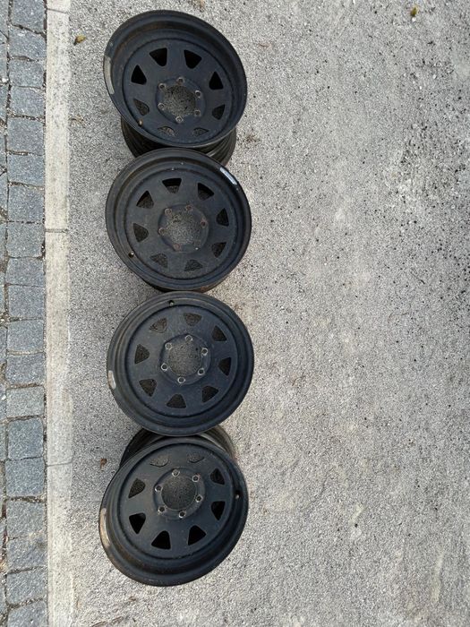 Vendo 4 jantes de ferro 16 6x139.7 Toyota/Nissant/Mitsubichi