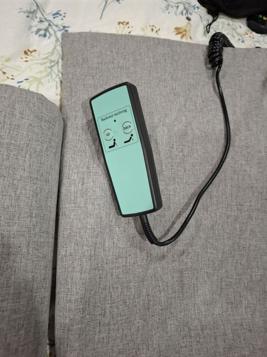 Cama articulada  para pessoas de pouca mobilidade