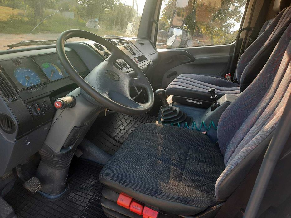 Продам авто Mercedes-Benz 815
