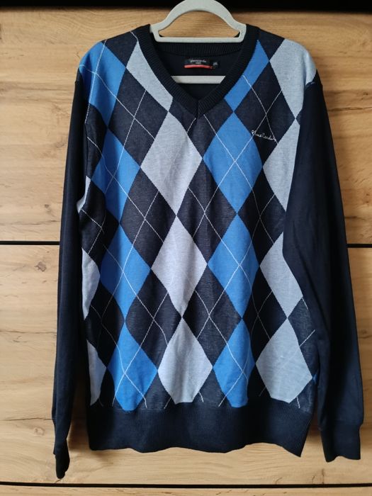 Męski sweter w romby w serek Pierre Cardin XXL