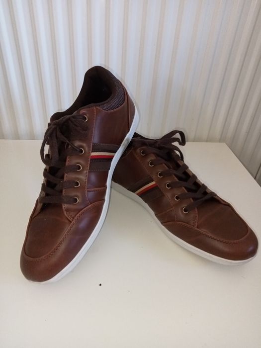 Buty męskie sportowe firmy SOVIET jak nowe.