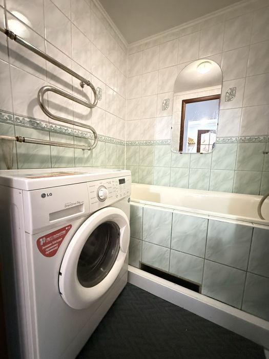 Продається двокімнатна квартира