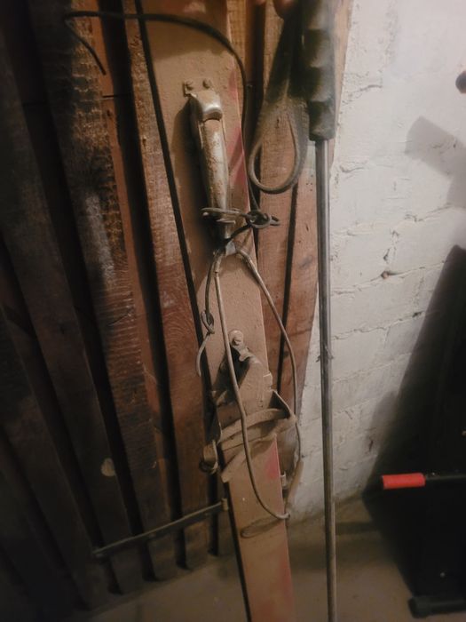 Stare narty Rysy drewniane