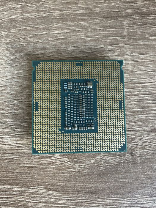 Процесор intel core i7 8700 6 ядер 12 потоков 4.6 Ггц частота идеал