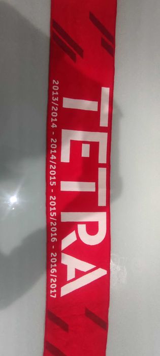 Cachecol oficial Benfica Tetra