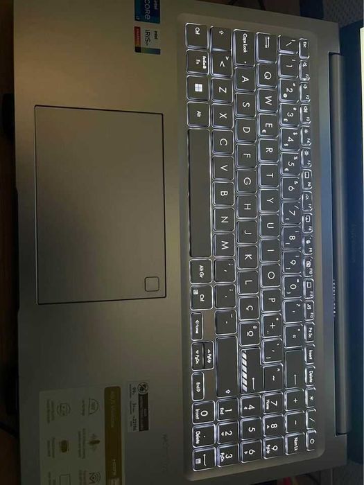 Asus Vivobook c/ turbo 3.50GHz