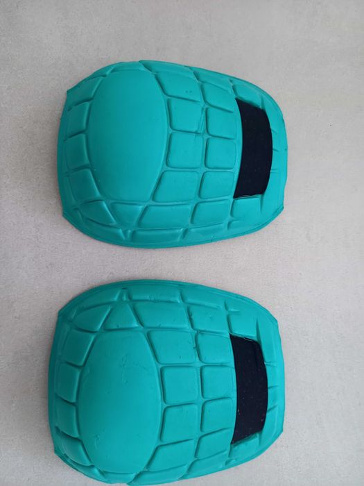 Piankowe nakolanniki ogrodnicze ,,Żółwie'' - 2 sztuki