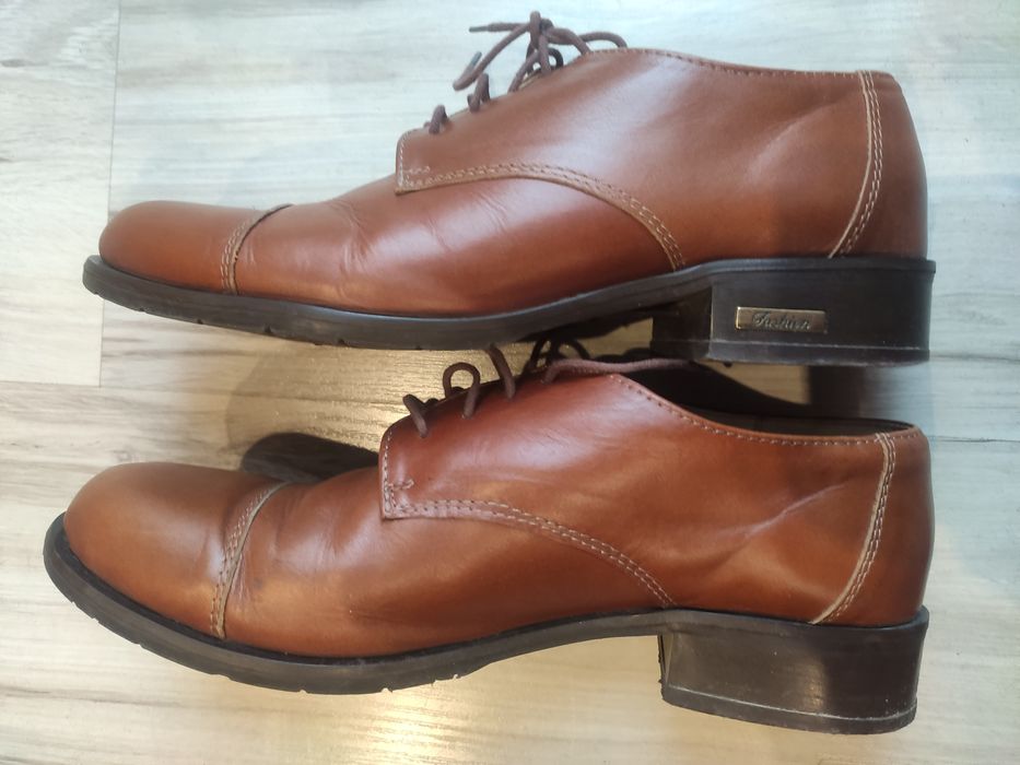 Buty skórzane 38 brąz .