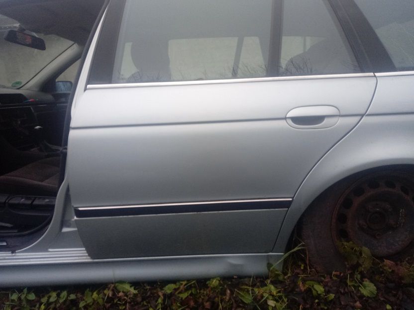 Drzwi Lewy Tył bmw e39 ARKTISSILBER METALLIC (309)