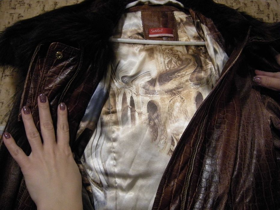 Продам кожаную куртку, размер 48