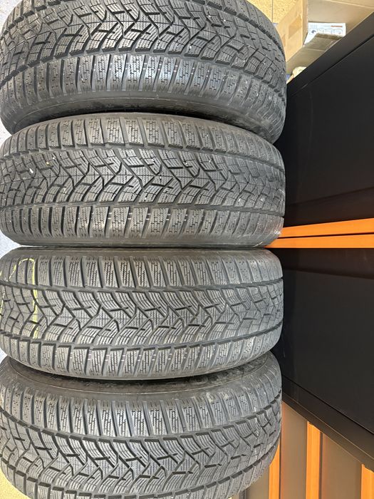 Dunlop WinterSport 5 215/55 R17 98V/4szt