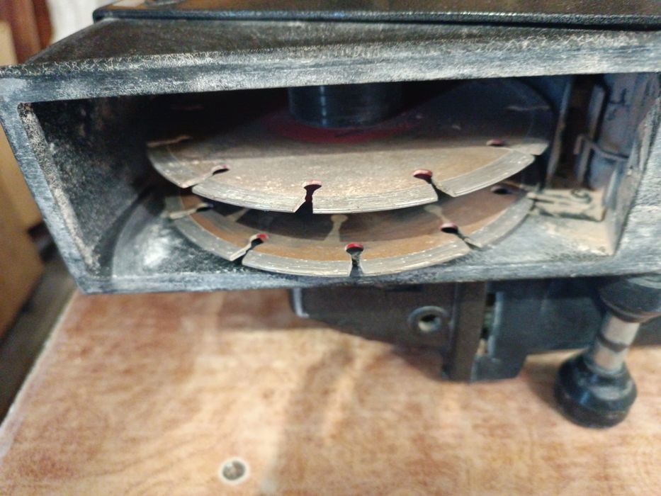 Штроборіз Titan.