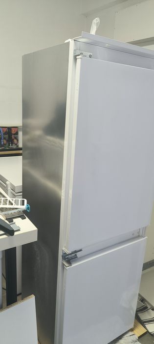 Frigorífico de encastre IKEA modelo rakall