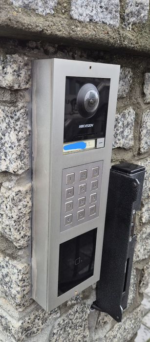 Video domofon  IP hikvision  sprawny cały komplet switch karty