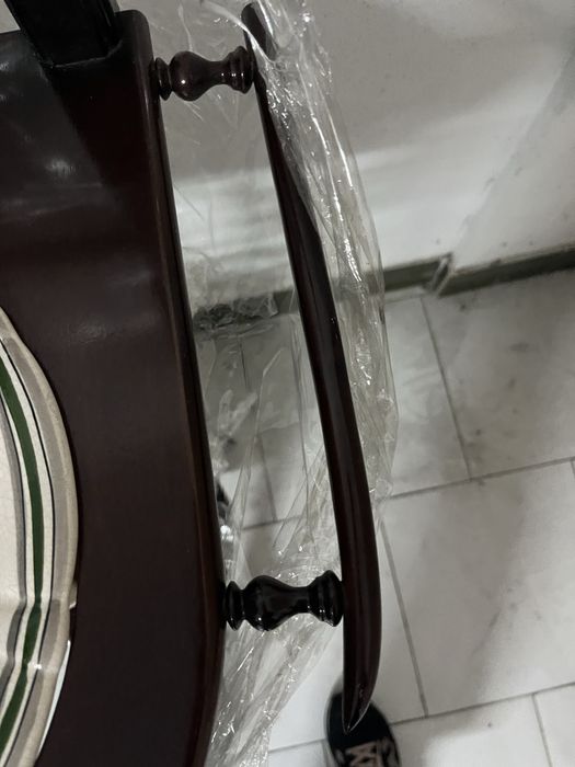 Lavatório com bacia e jarro