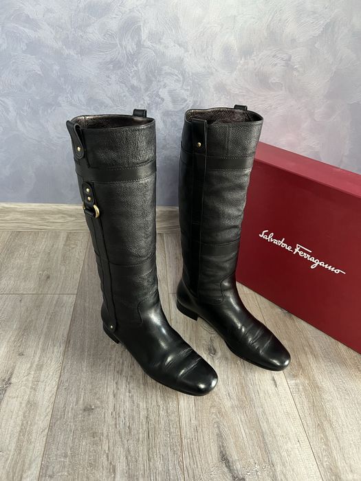 Високі шкіряні черевики Salvatore Ferragamo