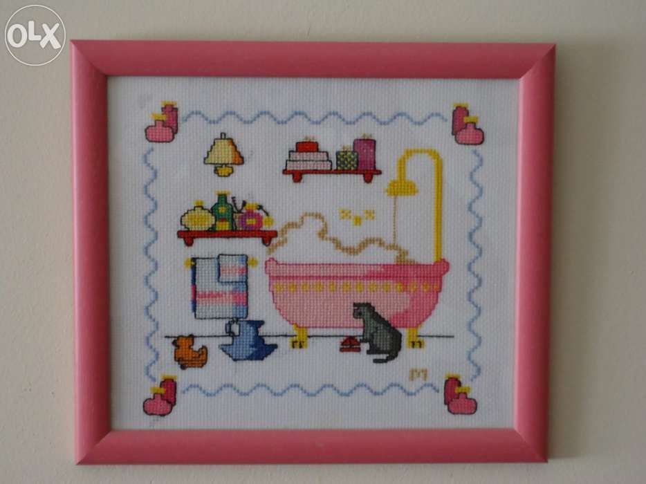 Vendo quadro em ponto de cruz (moldura incluída)