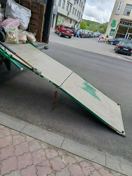 Гідроборт пандус механічний