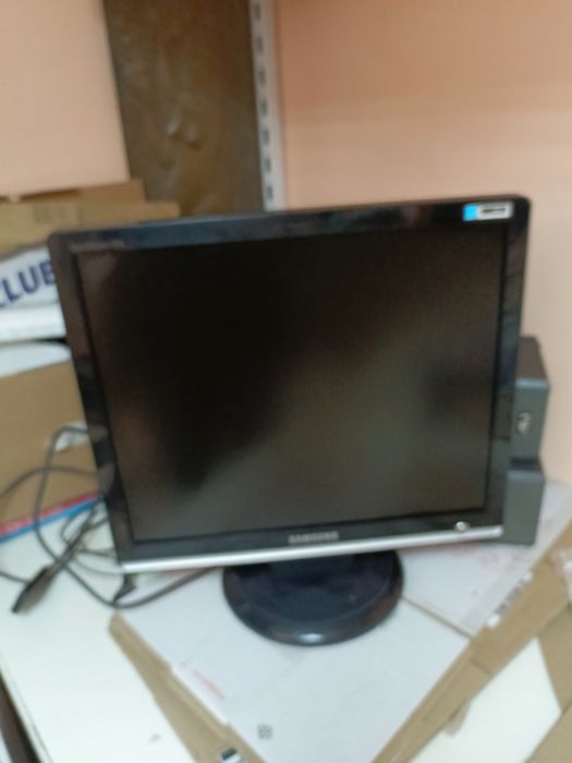 Монитор Samsung 931с 19"