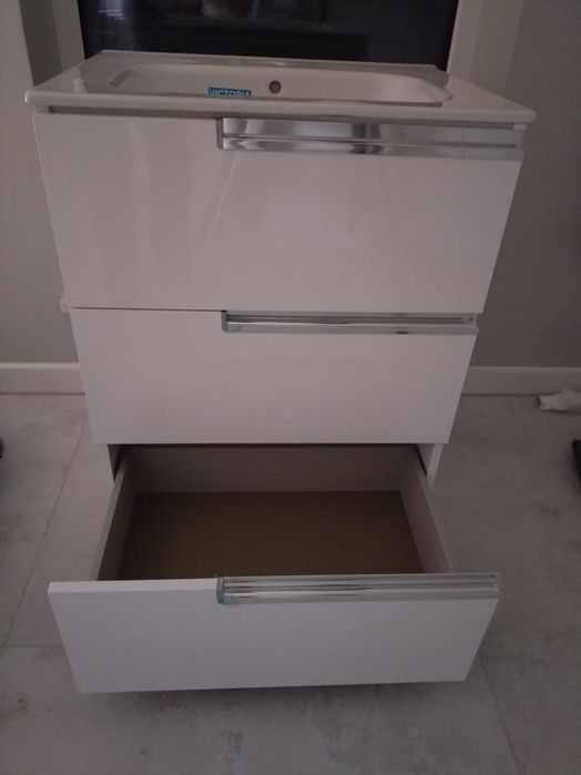 Meble łazienkowe nowe