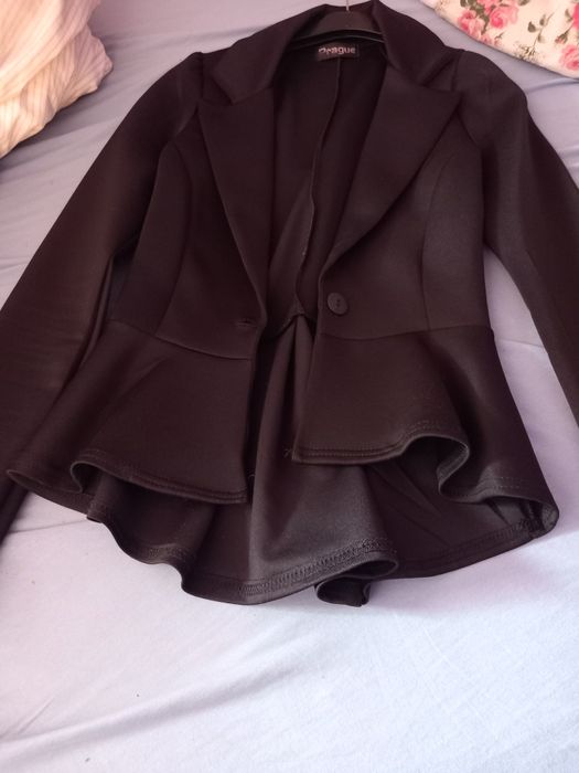 Czarny żakiet Prague S