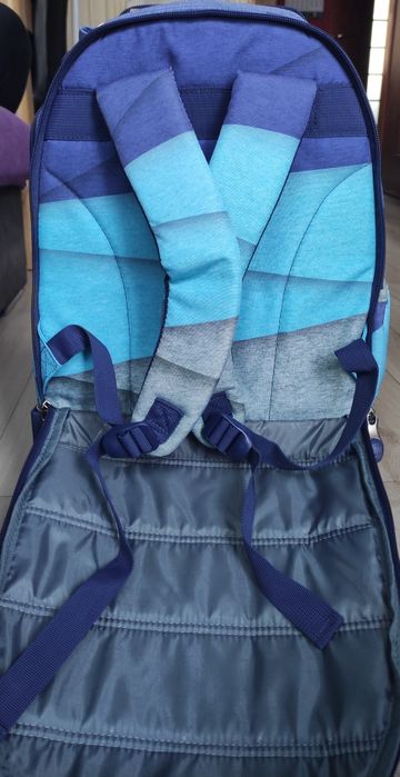 Plecak szkolny na kółkach St. Right Majews