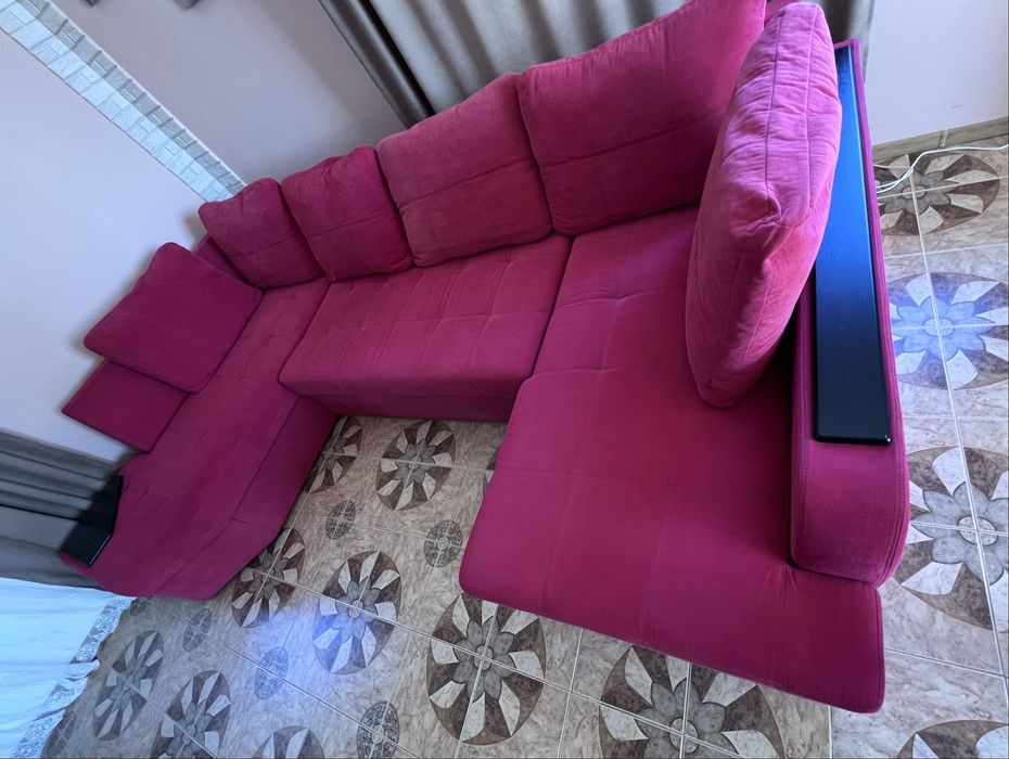 Великий розкладний диван