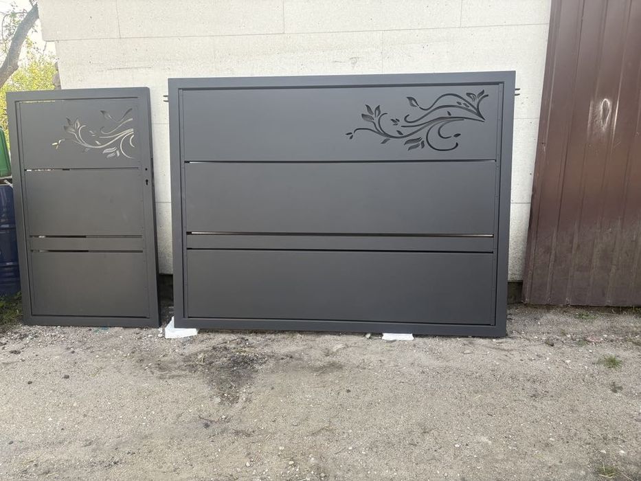 Brama, brama dwuskrzydlowa, brama przesuwna, ogrodzenie, balkon, plot