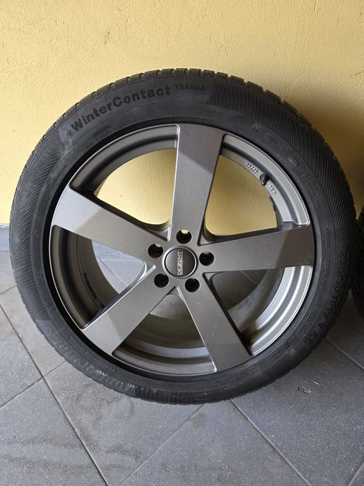 REZERWACJA Alufelgi Dezent  108x5 Et 45 19 Cali z oponami zimowymi  Continental