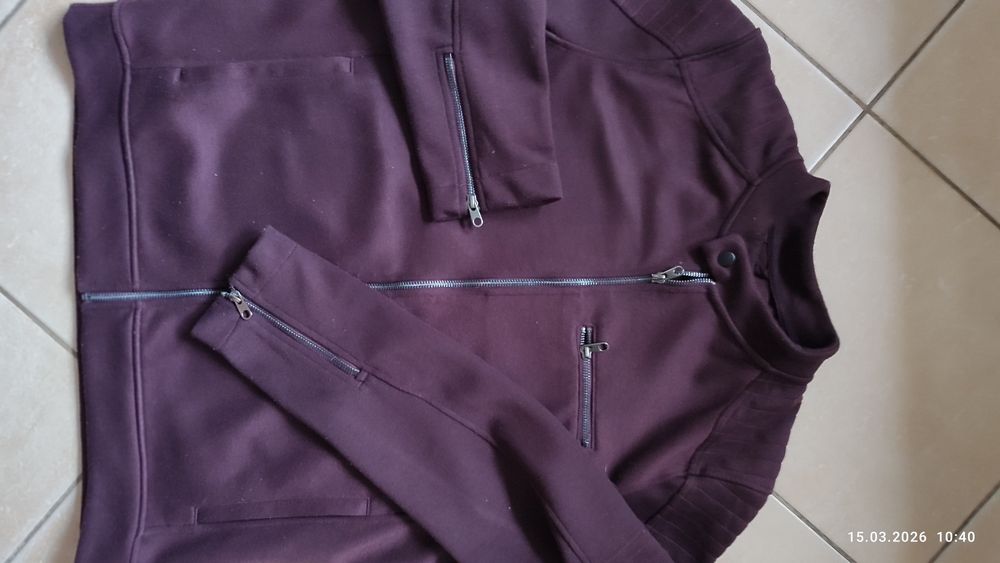 Bluza  typ bejsbolówka L Reserved