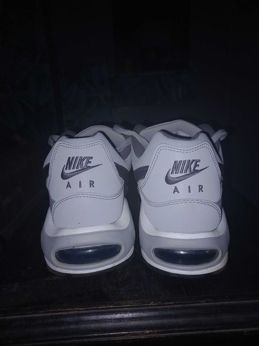 AIR MAX Command Leather - Cinza - Tamanho 47 EU