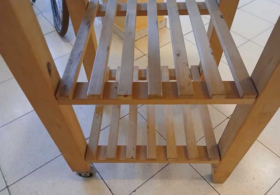 Ikea невеликий стелаж