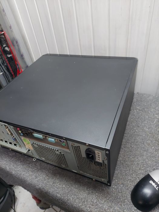 Komputer stacjonarny Windows 10 Ładna obudowa. Sprawny.