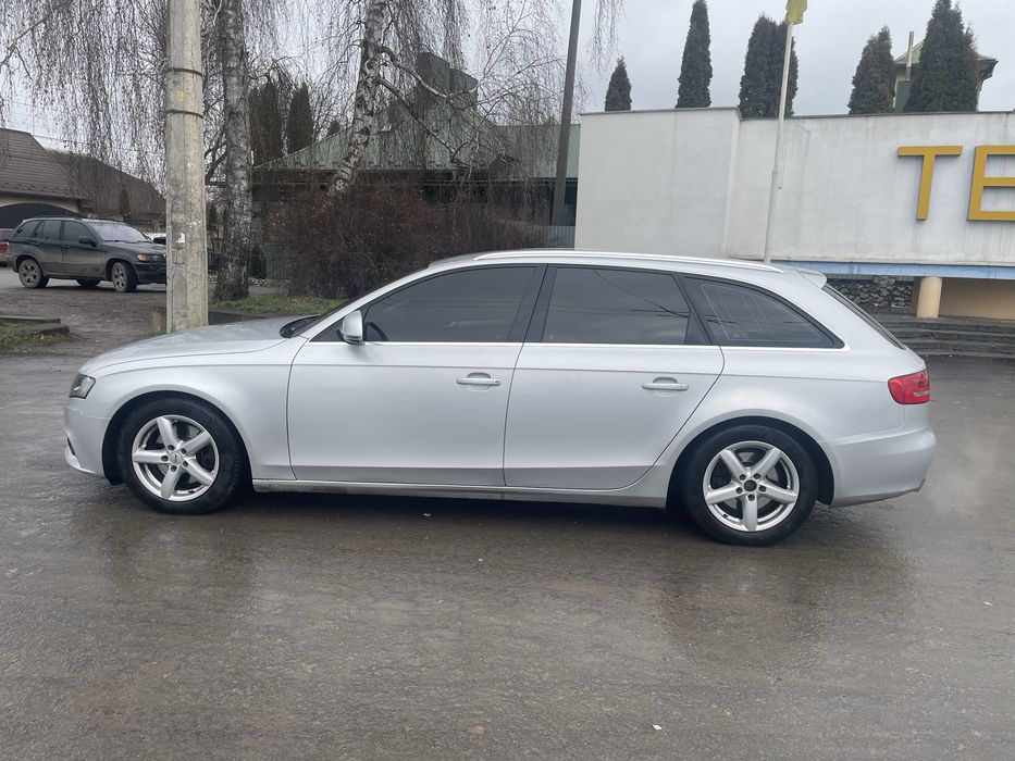 Продам Audi A4 B8 1.8 tfsi