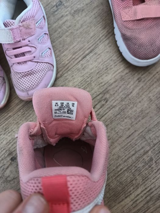 Sprzedam dziecięce adidasy marki Puma rozmiar 26