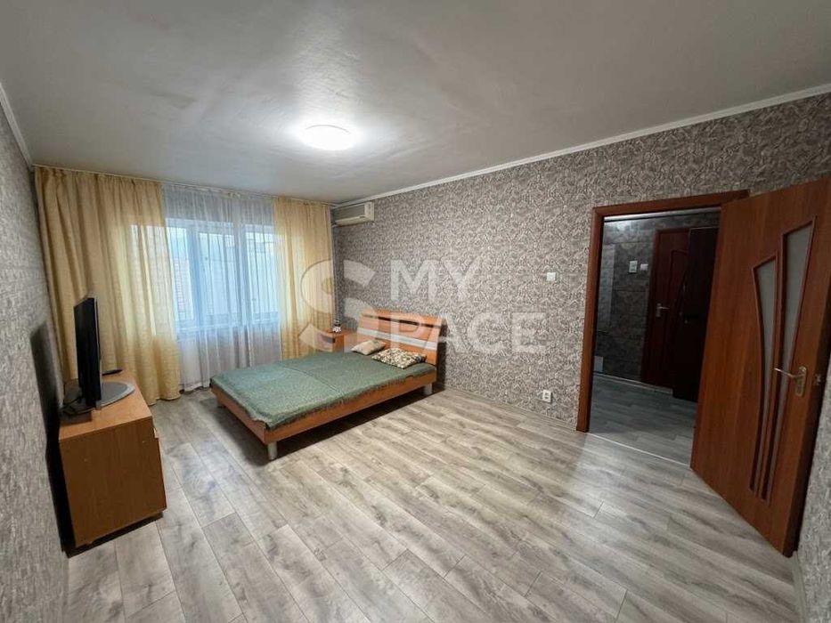 Продаж 1к 40 м2 з ремонтом , Героїв Дніпра, Оболонь, метро 5 хв пішки