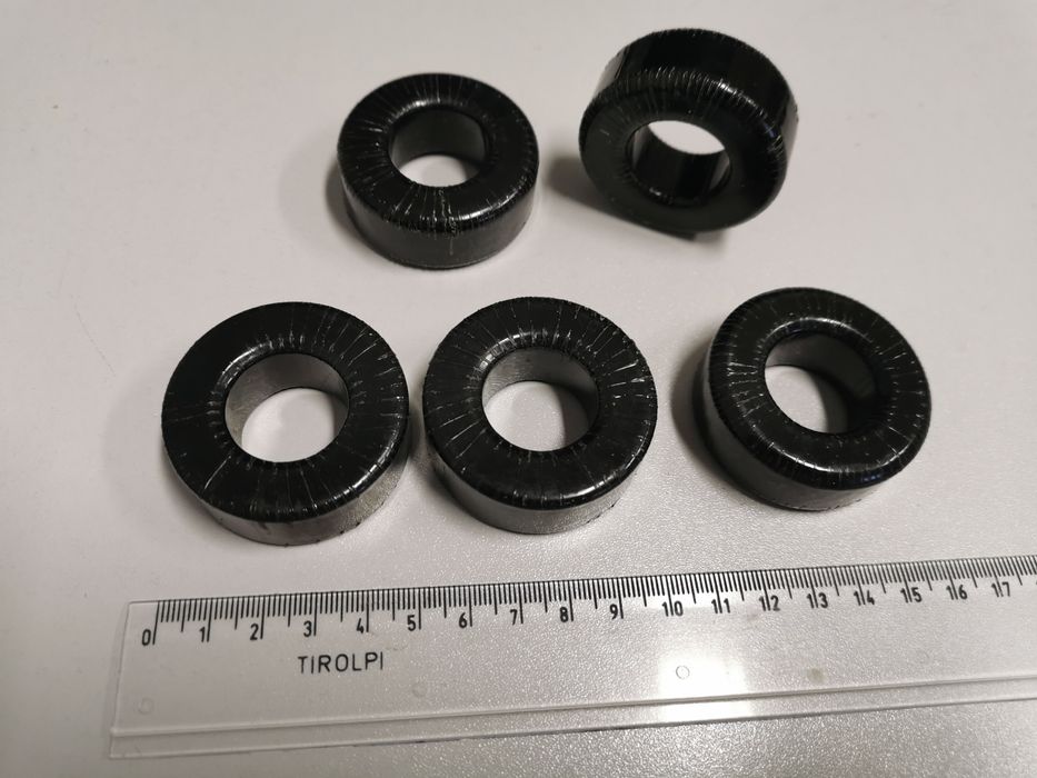 Rdzenie ferytowe pierścieniowe 5szt