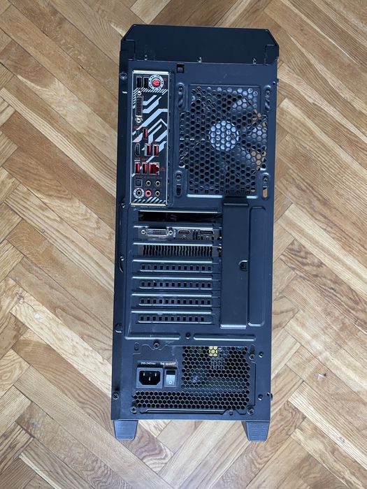 Komputer stacjonarny Intel Core i5-8400, GeForce GTX 1050 Ti, 8GB ram