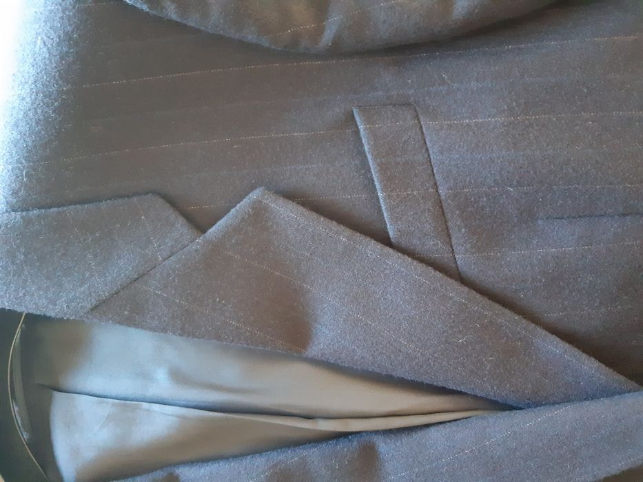 Vendo Fato de Homem de Pura Lã Virgem