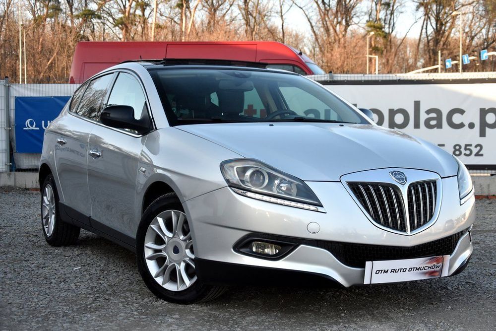 Lancia Delta Alusy  skóra i alcantara idealny