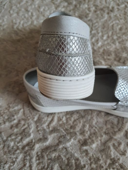 Макасины LASOCKI, натуральная кожа.
