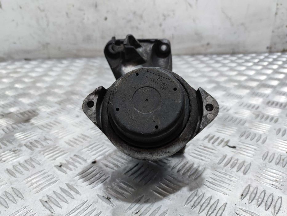 BMW E81 E87 E90 E91 E92 2.0 D N47 Łapa Poduszka Wspornik Silnika