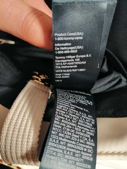 Torebka na ramię Tommy Hilfiger