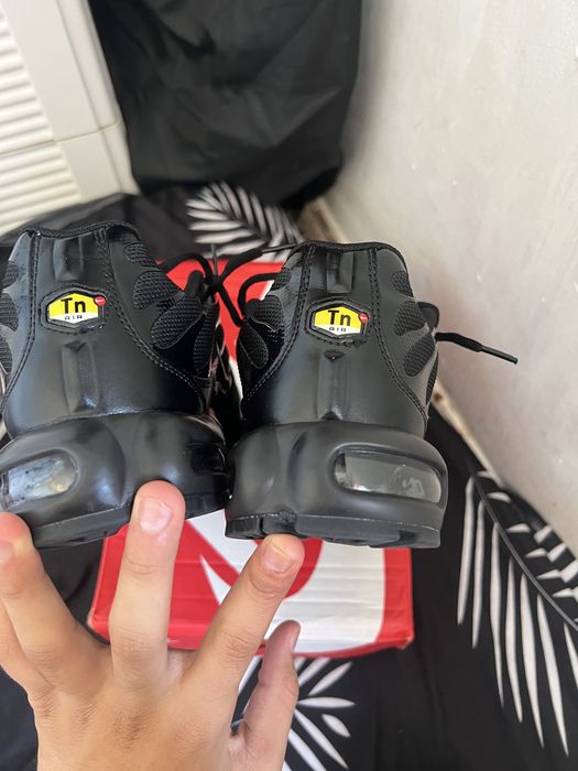 Nike air max plus TN triple black