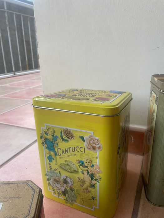 Latas vintage Antigas