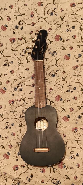 Ukulele Soprano Fender Venice Black