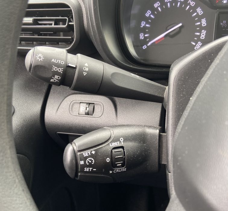 Citroën Berlingo Comercial 2023 | 47 000 km |